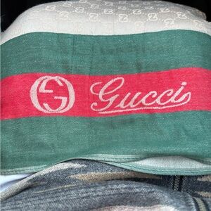 Gucci Signature Green and Red Unisex Scarf